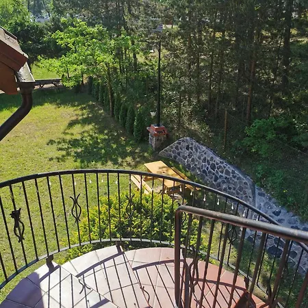 Wedzarnia Pod Lasem - Konukevi Kosewo (Mragowo)